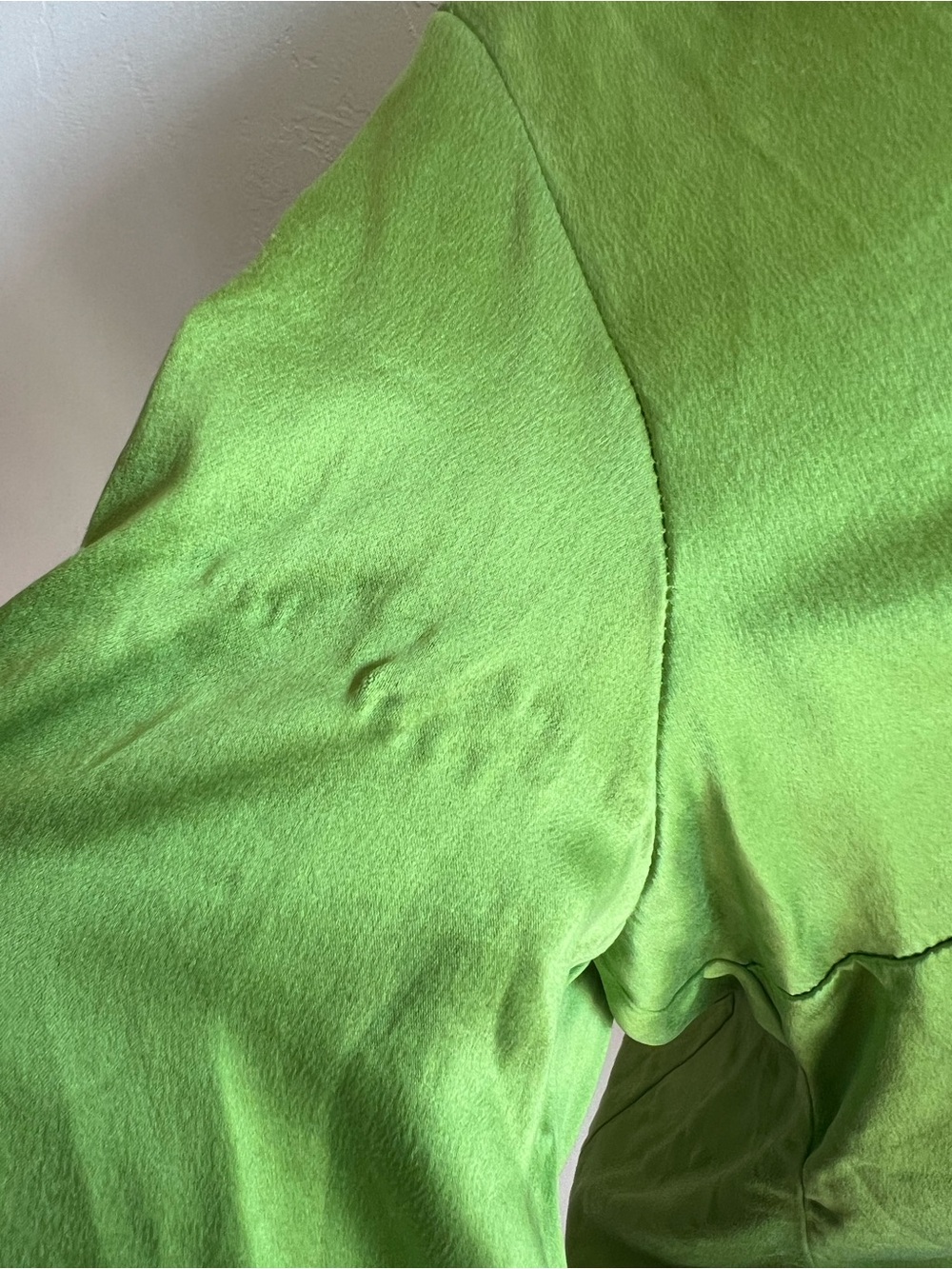 Lafayette 148 Silk Green Top 12 Flawed - Picture 2 of 7